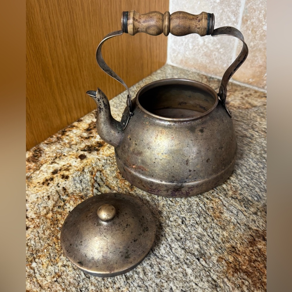 Vintage Brass Tagus teapot with Lid